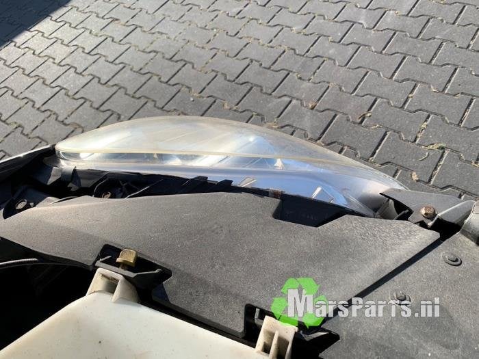 Koplamp links van een Mercedes B-Klasse, Gebruikt, -, Ophalen of Verzenden, -
