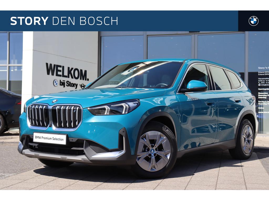 BMW iX1 xDrive30 / Sportstoelen / Comfort Access / Adaptieve, Auto's, BMW, Bedrijf, Te koop, iX1, 4x4, Alarm, Bochtverlichting
