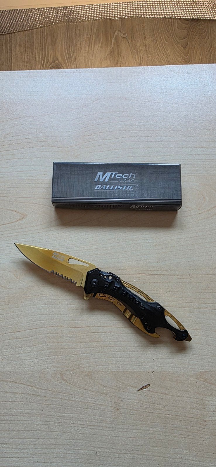 MTech USA Ballistic zakmes goud, Ophalen of Verzenden, Zo goed als nieuw