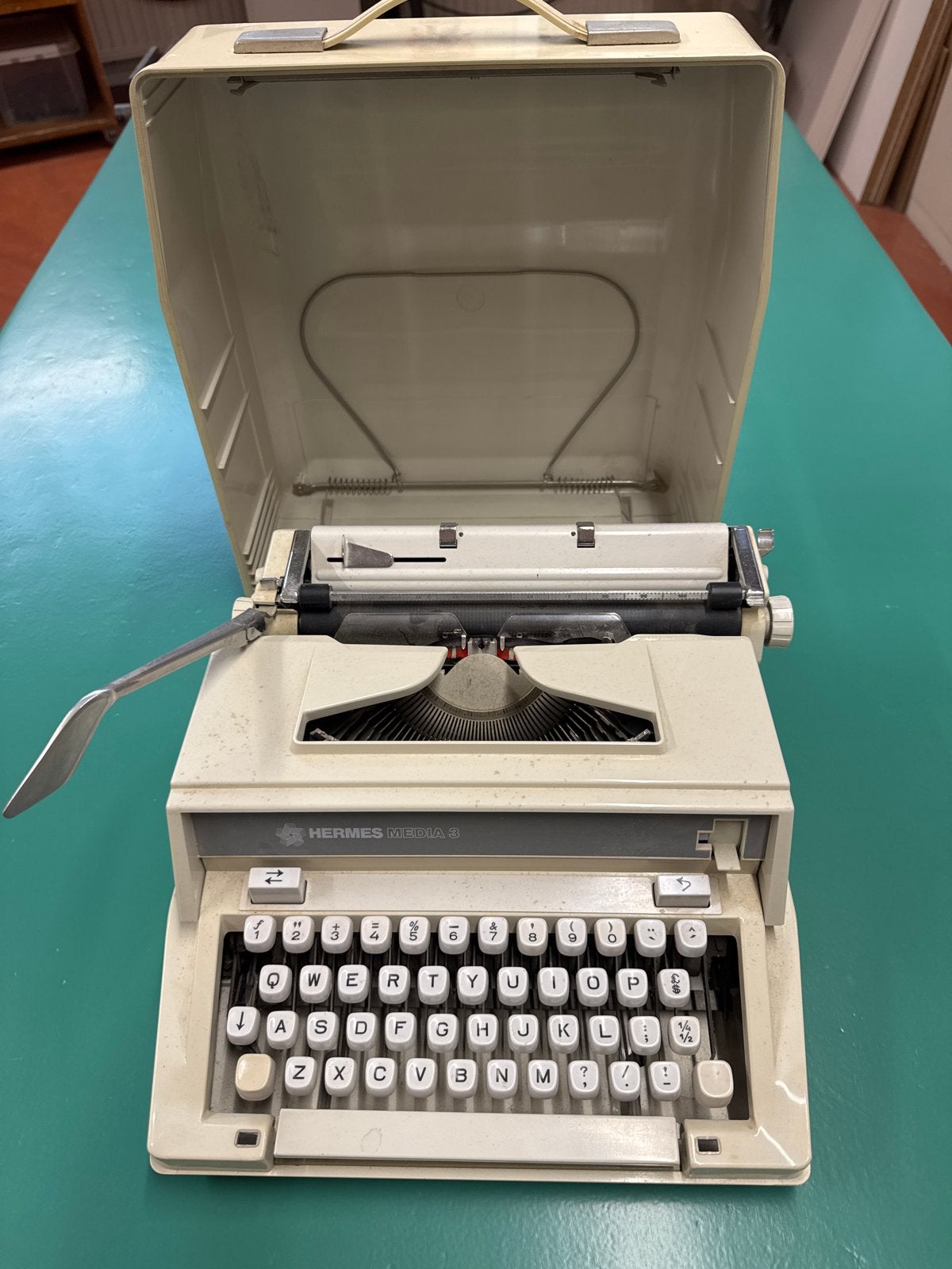 Oude typmachine, Diversen, Typemachines, Ophalen of Verzenden, Gebruikt