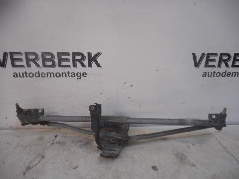RUITENWISSER MECHANIEK Audi A6 (C4) (audi4a1955023c), Robert Bosch AG, Gebruikt, Robert-Bosch-Allee 1 74232 Abstatt, DE, Engineering@bosch.com