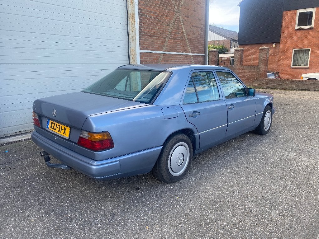 Mercedes 250D, W124, 1986 Oldtimer Belastingvrij met APK, foto 6