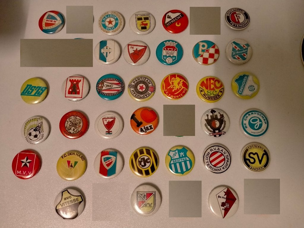 Graafschap NAC Veendam Fortuna Ajax vintage buttons voetbal, Verzenden, Gebruikt, Overige sporten, Overige typen