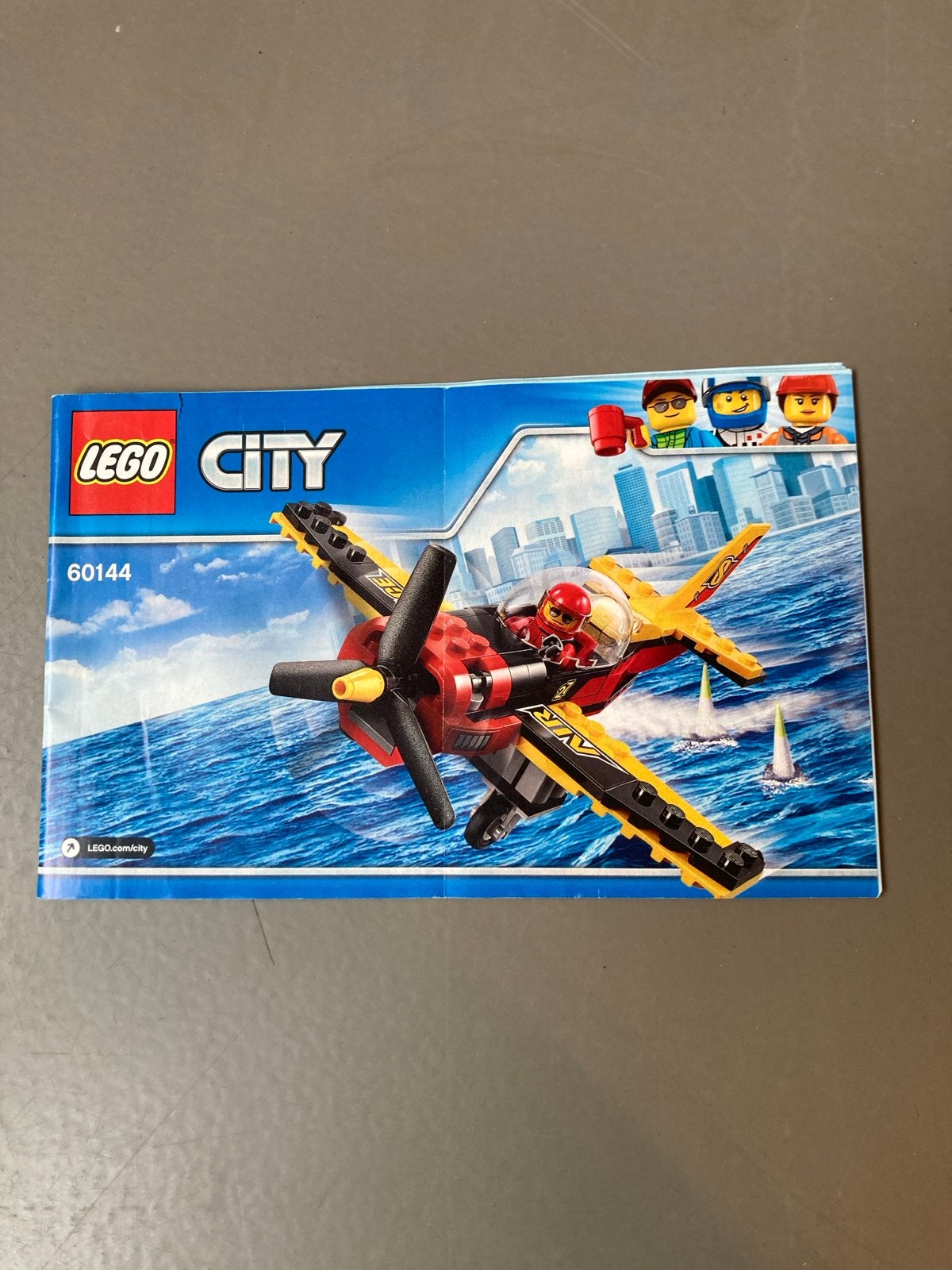 LEGO City 60144 Racevliegtuig - Nieuw in ongeopende zak, Ophalen of Verzenden, Nieuw