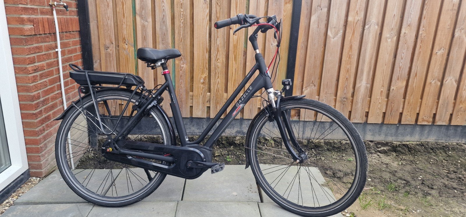 Gazelle Electrische Middenmotor Damesfiets 57 Framemaat, 55 tot 59 cm, Ophalen, Gebruikt, Gazelle