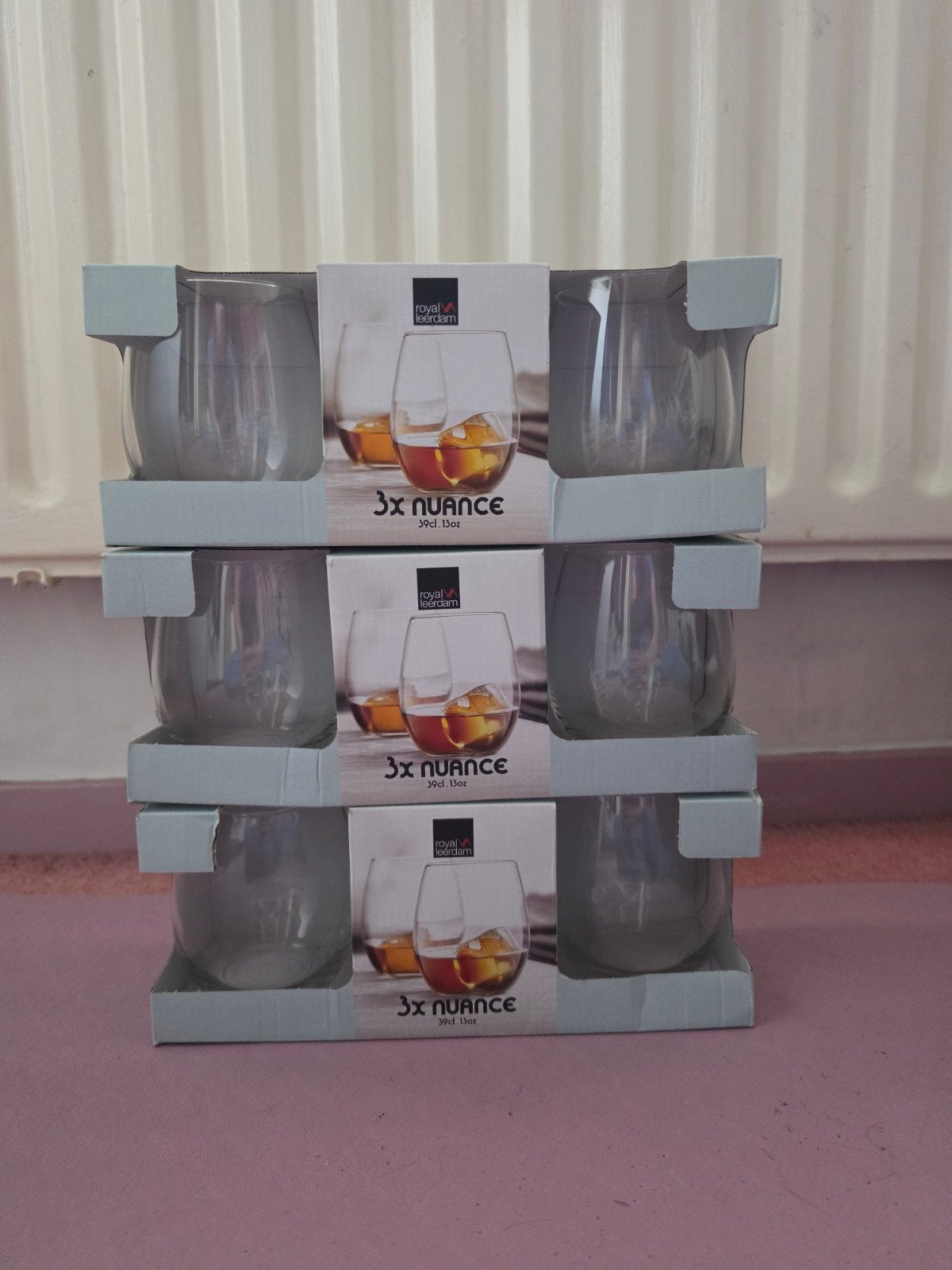 Nuance waterglazen 390 ml - set van 3, Huis en Inrichting, Ophalen of Verzenden, Zo goed als nieuw, Grijs, Overige merken