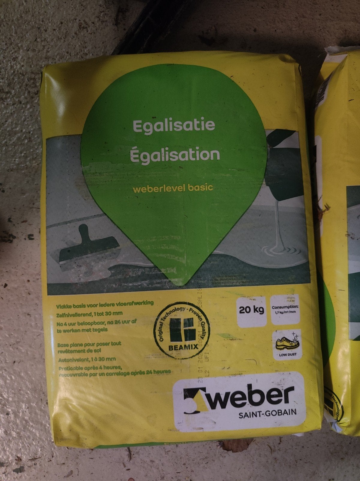 Weber Beamix Egalisatie Egalisation 20. Totaal 50 kg, Ophalen, Gebruikt