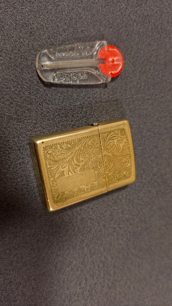 zippo messing, Verzamelen, Rookartikelen, Aanstekers en Luciferdoosjes, Ophalen, Gebruikt, Aansteker