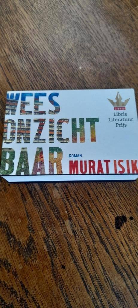 Murat Isik - Wees onzichtbaar ( dwarsligger), Ophalen of Verzenden, Zo goed als nieuw, Murat Isik, Wereld overig
