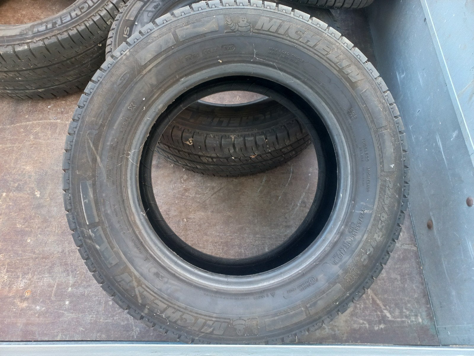 4x Michelin Agilis 225/65r16C banden, Ophalen