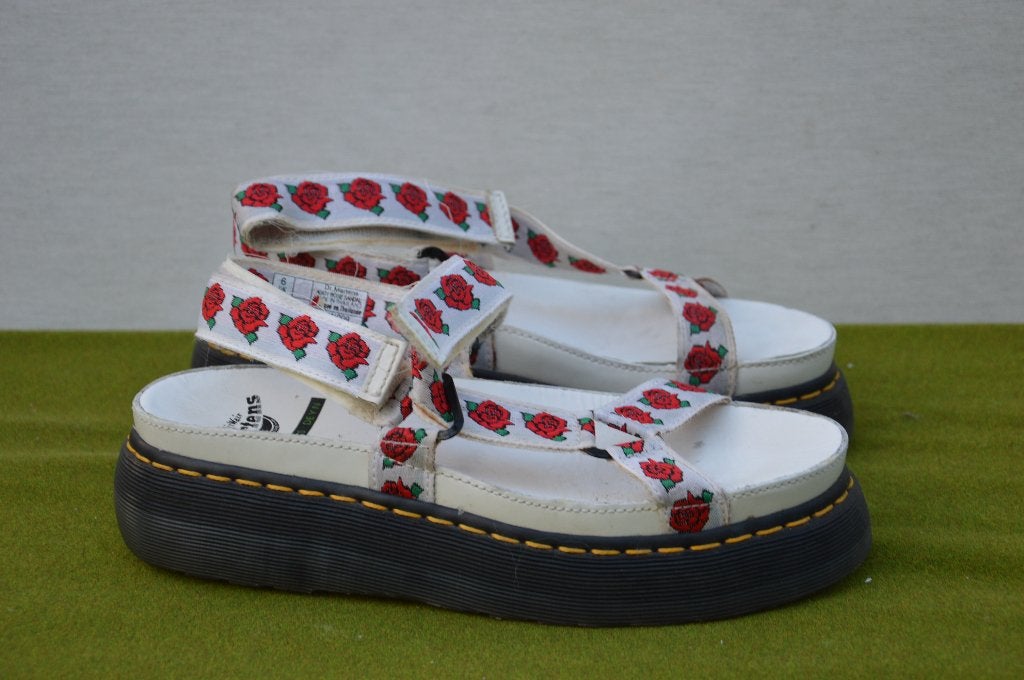 Dr. Martens Agyness Deyn Rose sandalen Limited Edition mt 39, Wit, Dr. Martens, Gedragen, Sandalen of Muiltjes