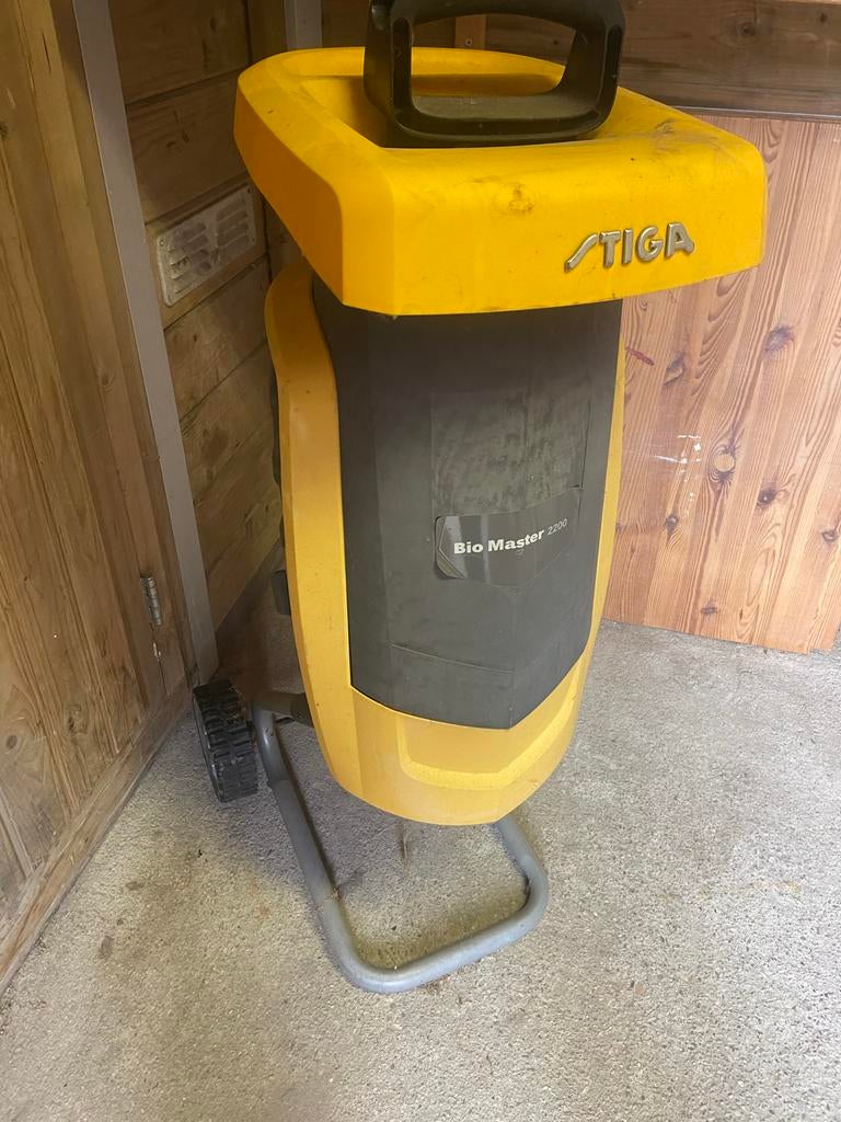 Stiga Bio Master 2200 Elektrische Hakselaar, Ophalen of Verzenden, Zo goed als nieuw, Elektrisch