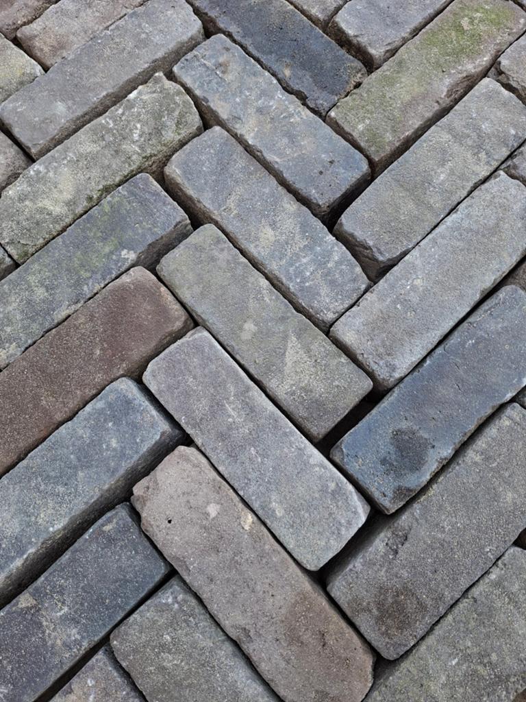 Gebakken klinkers op pallets ,dikformaat, 25m2, Tuin en Terras, Tegels en Klinkers, Ophalen, Gebruikt, Keramiek, Klinkers