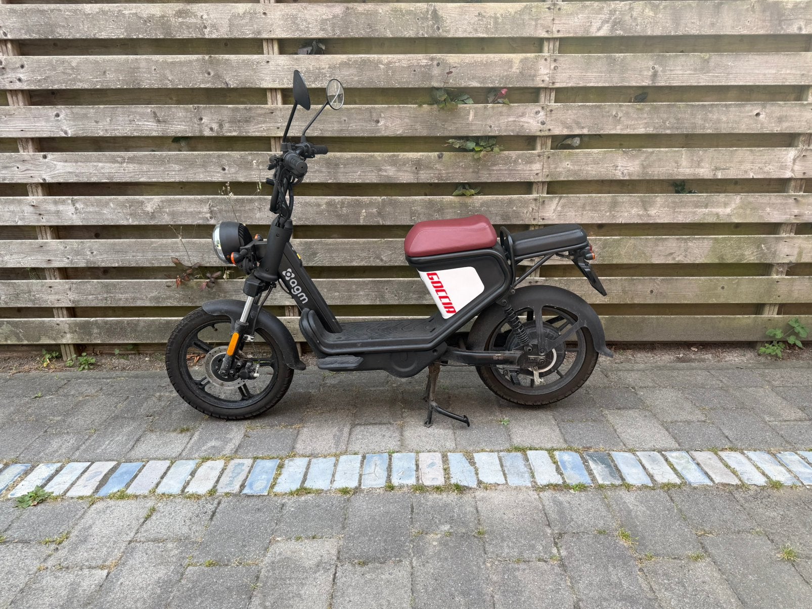 T.E.A.B. AGM Goccia Elektrische Scooter (geel kenteken), Ophalen, Maximaal 45 km/u, Elektrisch, Zo goed als nieuw