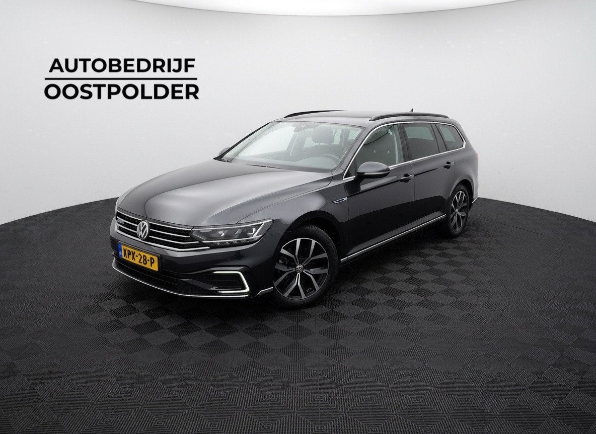 Volkswagen Passat Variant 1.4 TSI PHEV GTE Business, Auto's, Volkswagen, Stof, Gebruikt, Plug-in hybride, Automatische klimaatregeling