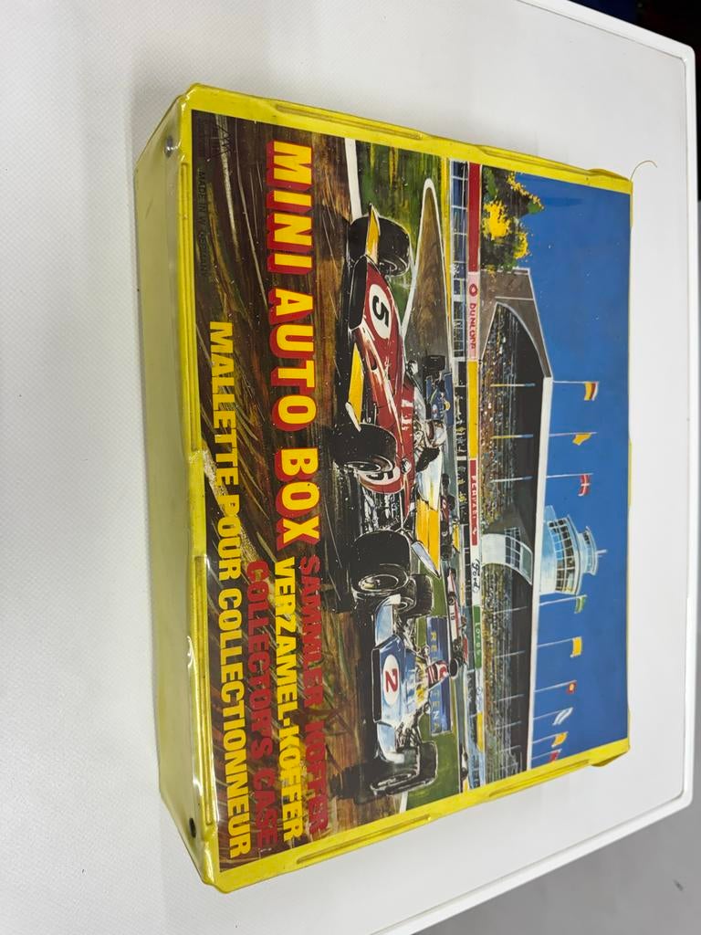 Matchbox Mini Auto  Opbergkoffer met Auto's, Hobby en Vrije tijd, Ophalen of Verzenden, Zo goed als nieuw