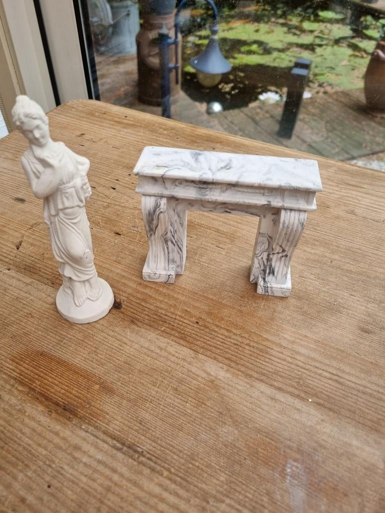 Mooie schouw en beeld voor poppenhuis 1.12, Verzamelen, Poppenhuizen en Toebehoren, Ophalen of Verzenden