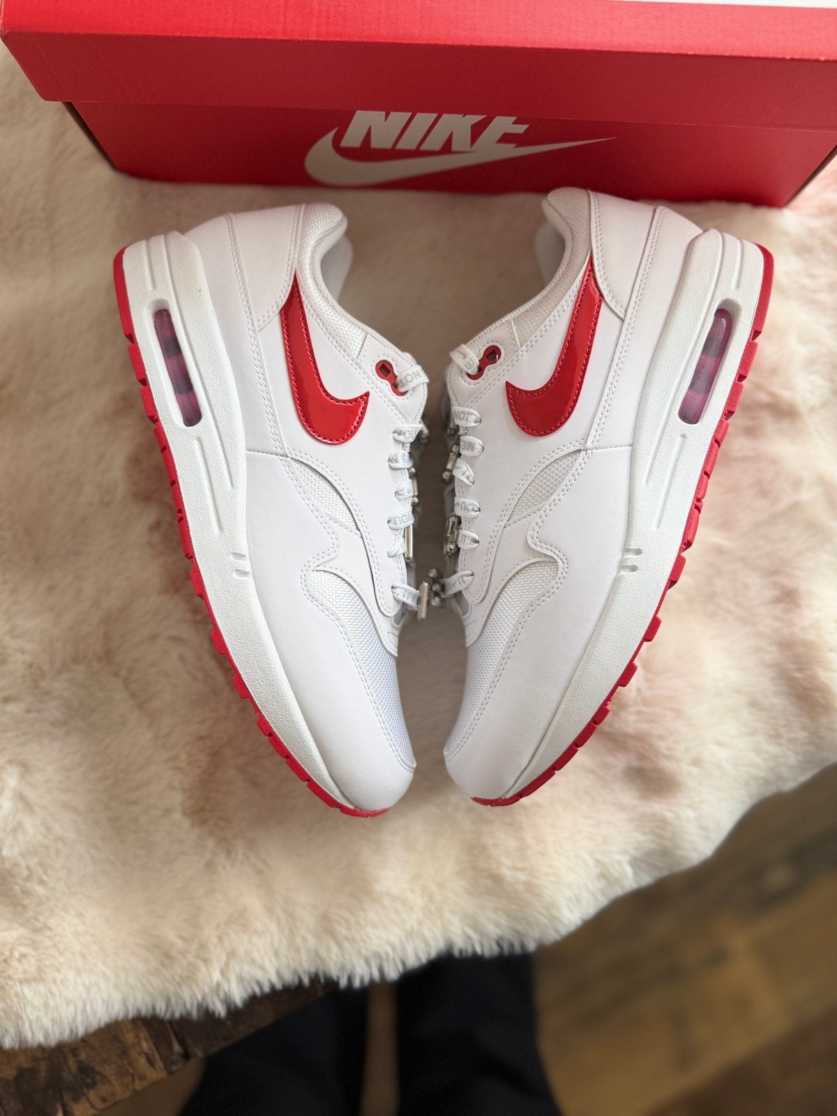 Nike Air Max 1 Wit Roze Rood EU 46 AirMax One Sneakermaatje, Overige kleuren, Nieuw, Ophalen of Verzenden, Sneakers of Gympen