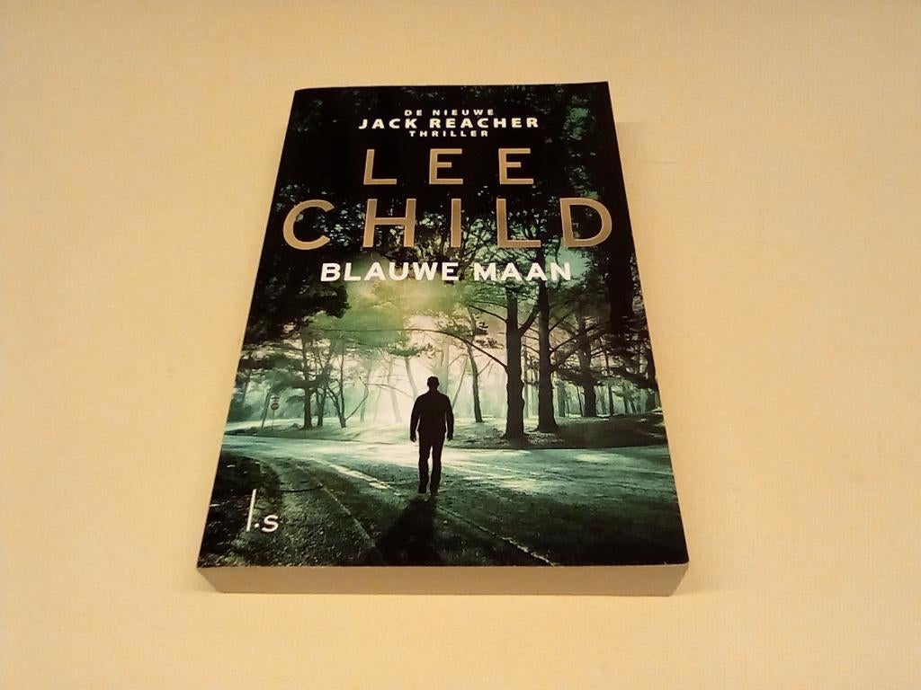 lee child /// blauwe maan ///, Boeken, Ophalen of Verzenden, Zo goed als nieuw, Lee Child