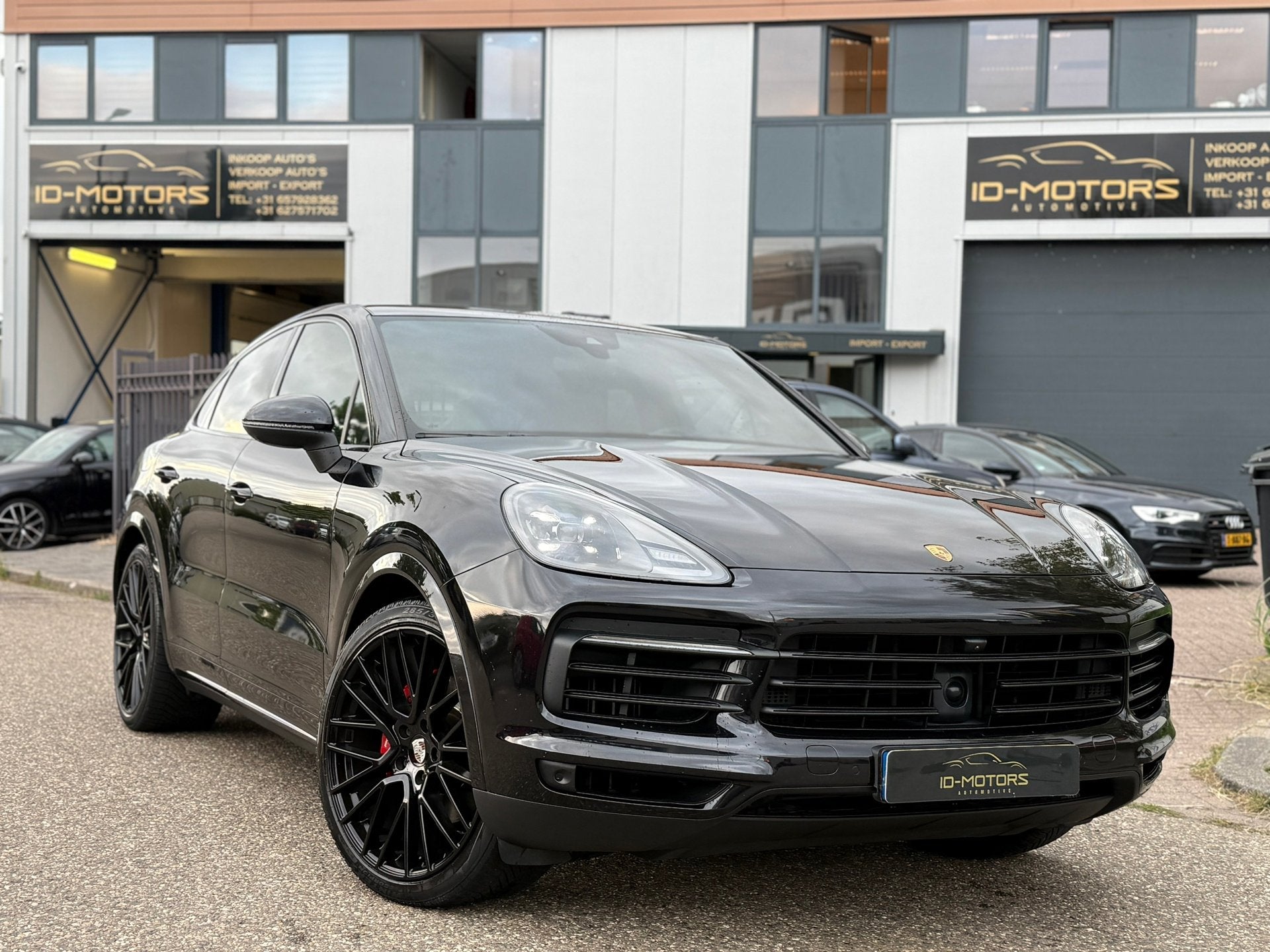Porsche Cayenne Coupé 3.0 E-Hybrid pano sportdesign bose 36, Automaat, Cayenne, 14 kWh, Euro 6