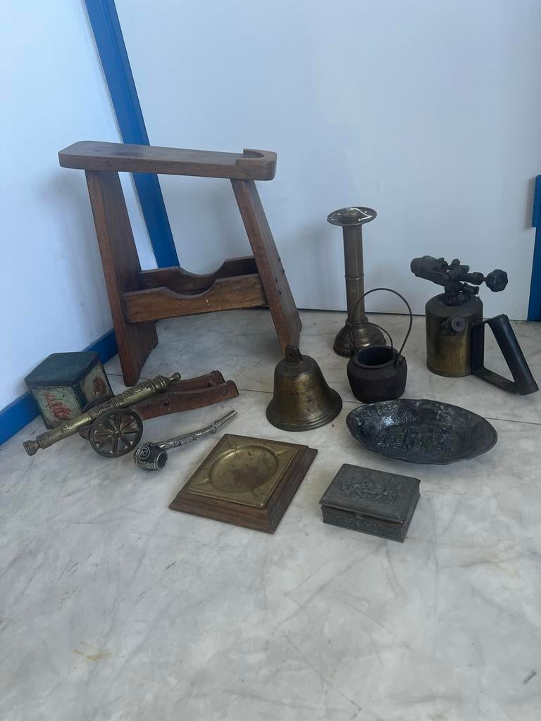 Antieke decoratieve items en verzamelobjecten, Ophalen