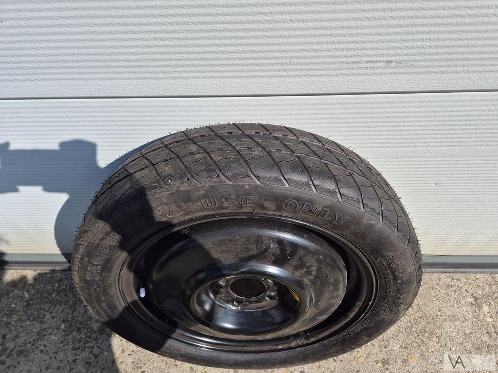Thuiskomer Hyundai Tucson Kia Sportage Nissan Qashqai €150, Gebruikt, -, -, Banden en Velgen