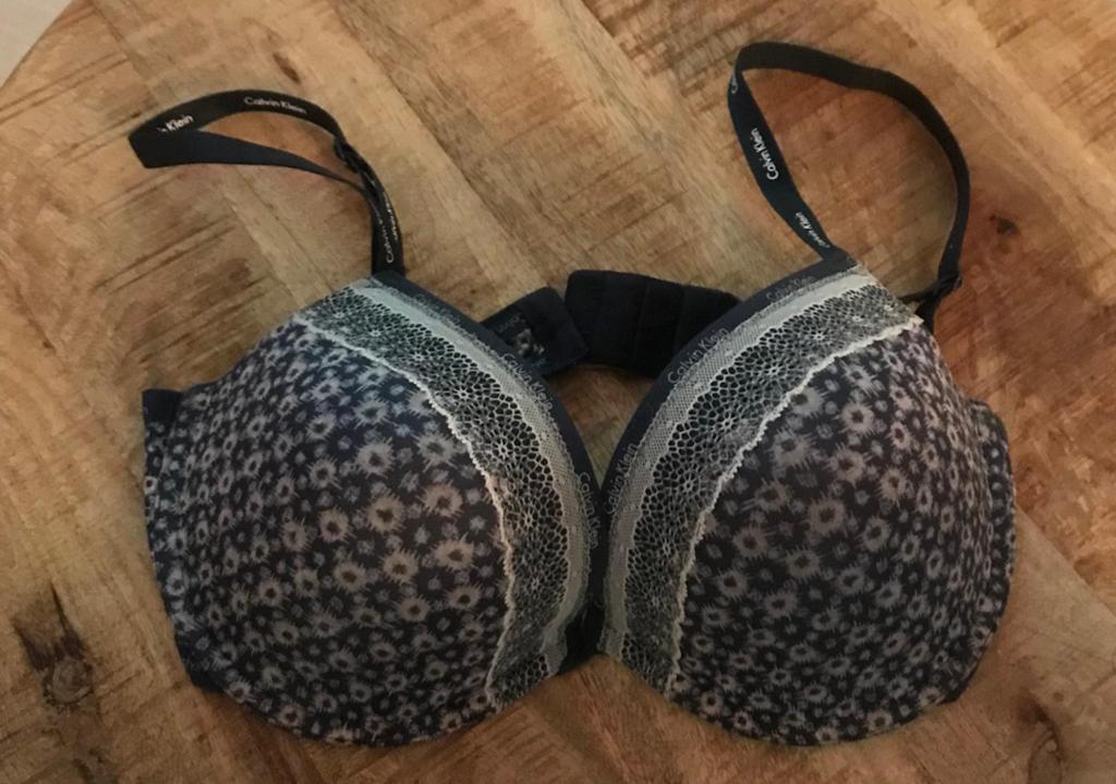 Mooie BH Calvin Klein Nieuw!, Ophalen of Verzenden, Zwart, BH
