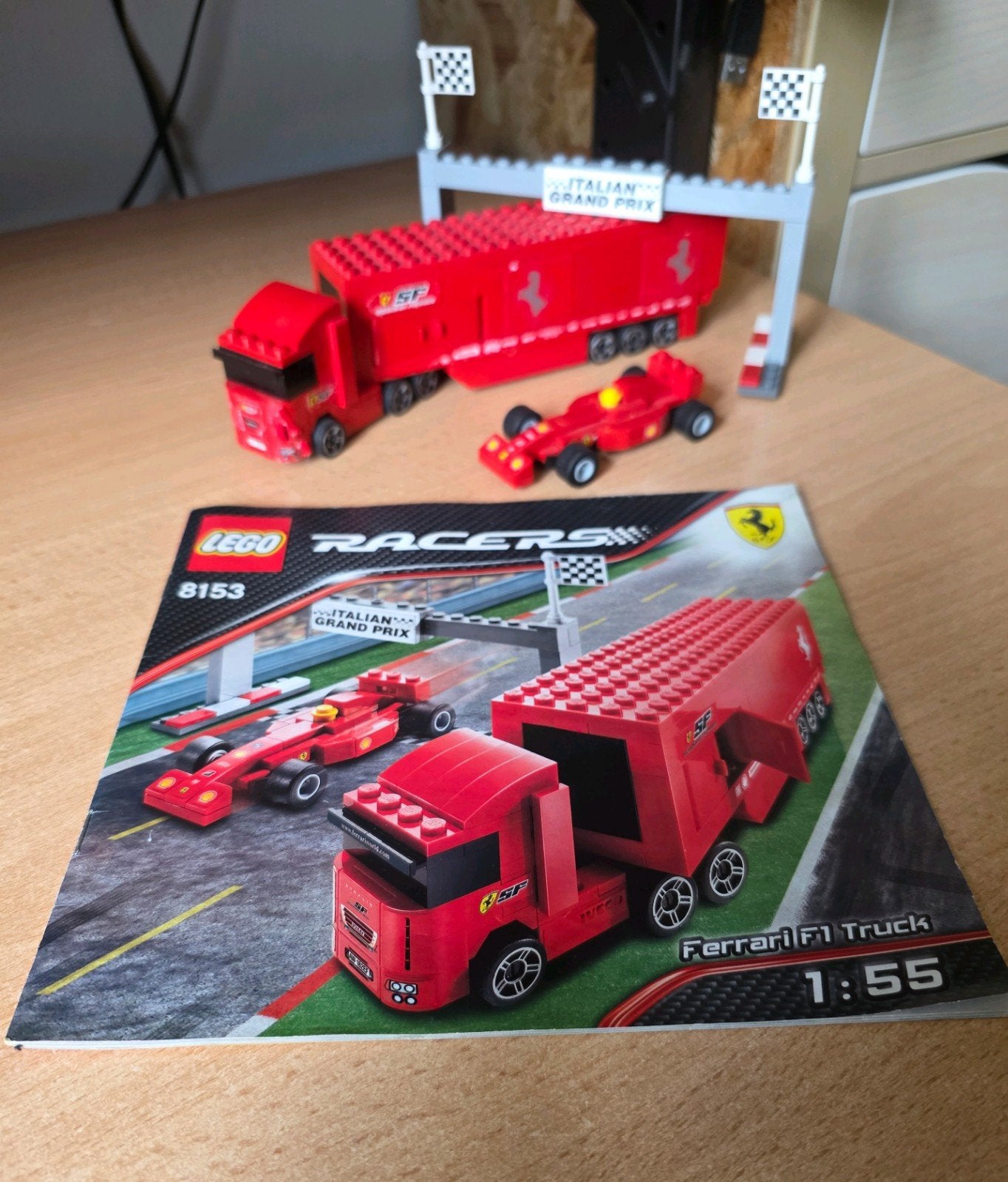 Lego Racers 8153 Ferrari F1 Truck - Compleet met instructies, Lego, Compleet, Ophalen of Verzenden, Zo goed als nieuw