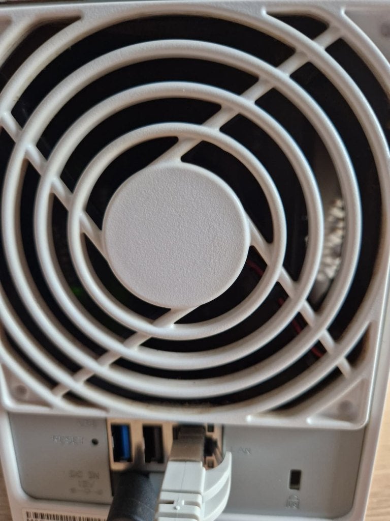 Synology nas 2TB DS215j, Ophalen, Zo goed als nieuw