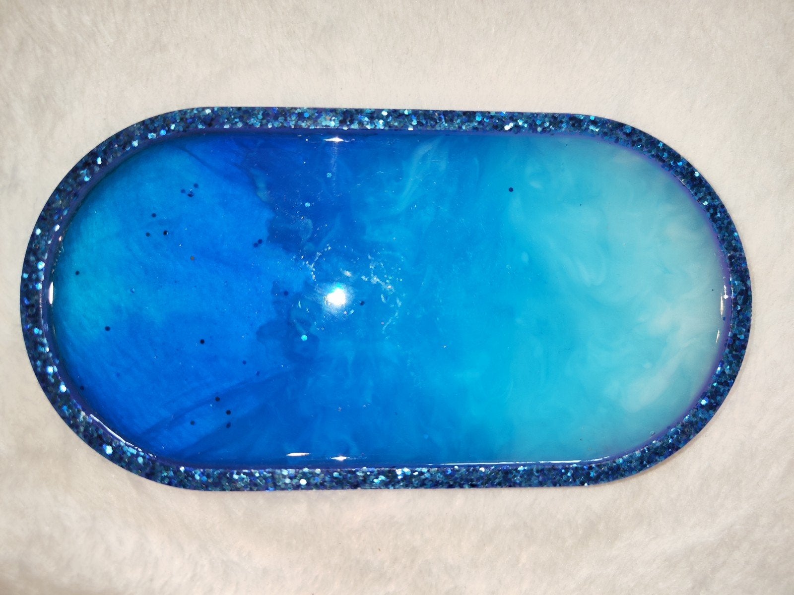 Handgemaakte Epoxy Art Schaal - Blauw met Glitters, Blauw, Nieuw, Kunststof, Ophalen of Verzenden