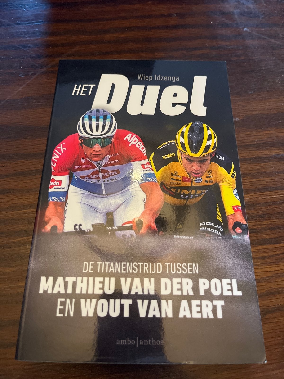 Het Duel: Mathieu van der Poel en Wout van Aert, Boeken, Ophalen of Verzenden, Zo goed als nieuw, Nederland