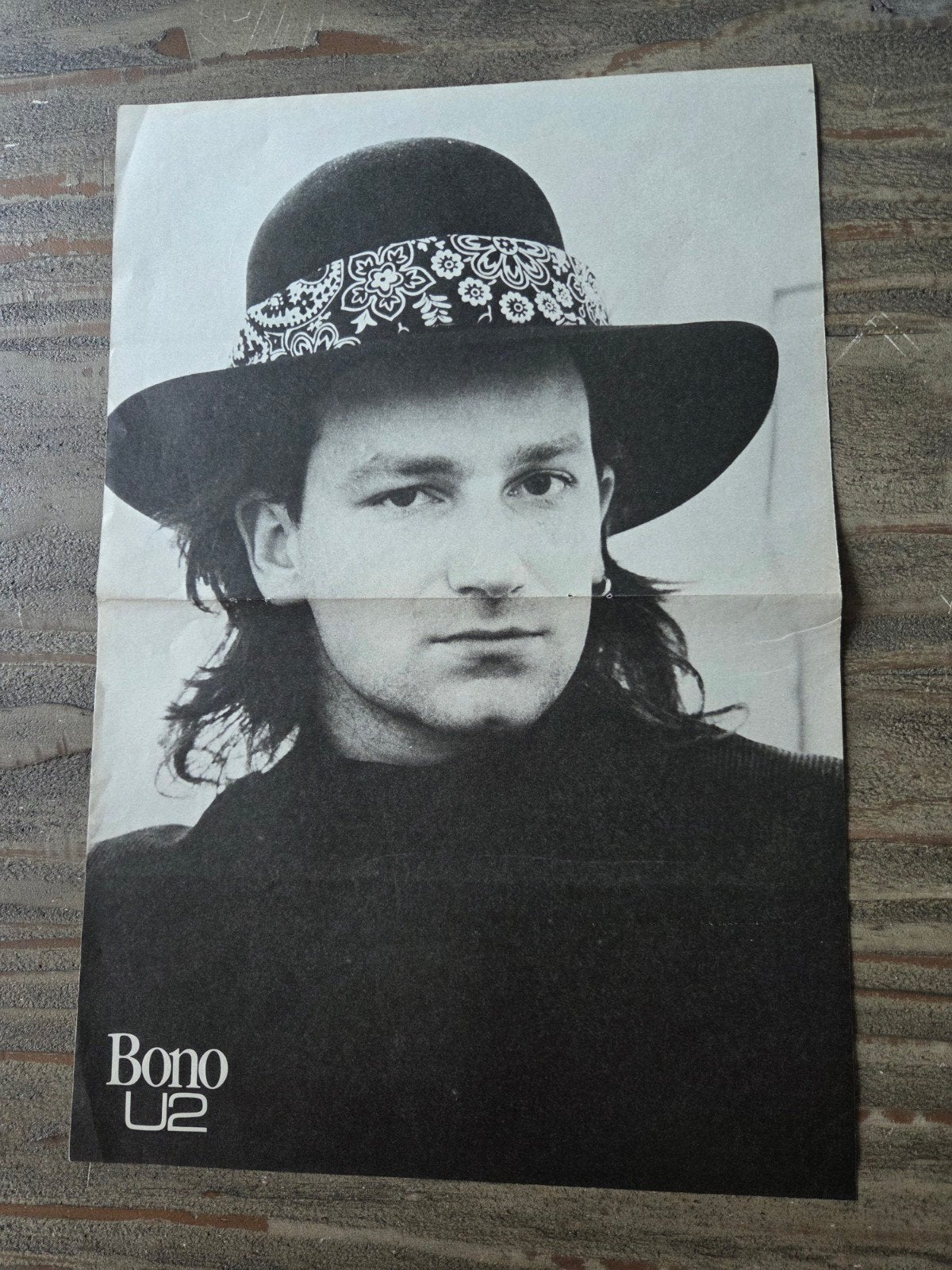 Bono U2 Poster - Zwart-wit portret, Verzamelen, Ophalen of Verzenden, Zo goed als nieuw, A1 t/m A3, Muziek