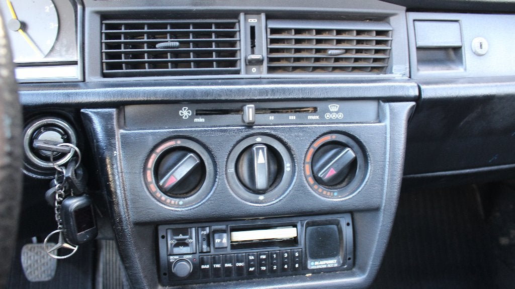 Mercedes-Benz 190-Serie 2.0 D 1986 Wit, foto 9