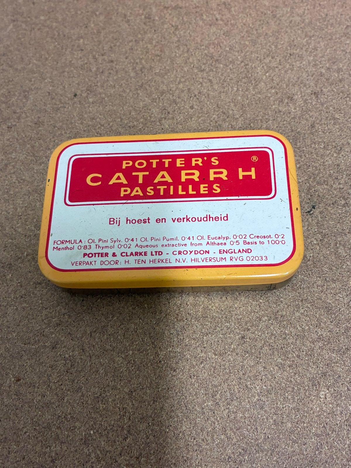 Vintage Potter's Catarrh Pastilles blikje met spelden, Ophalen of Verzenden, Gebruikt, Overige, Overige merken