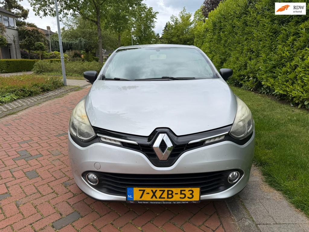 Renault Clio 1.5 dCi ECO Expression, Airco, APK 29-04-2027., Auto's, Renault, Voorwielaandrijving, Start-stop-systeem, Gebruikt
