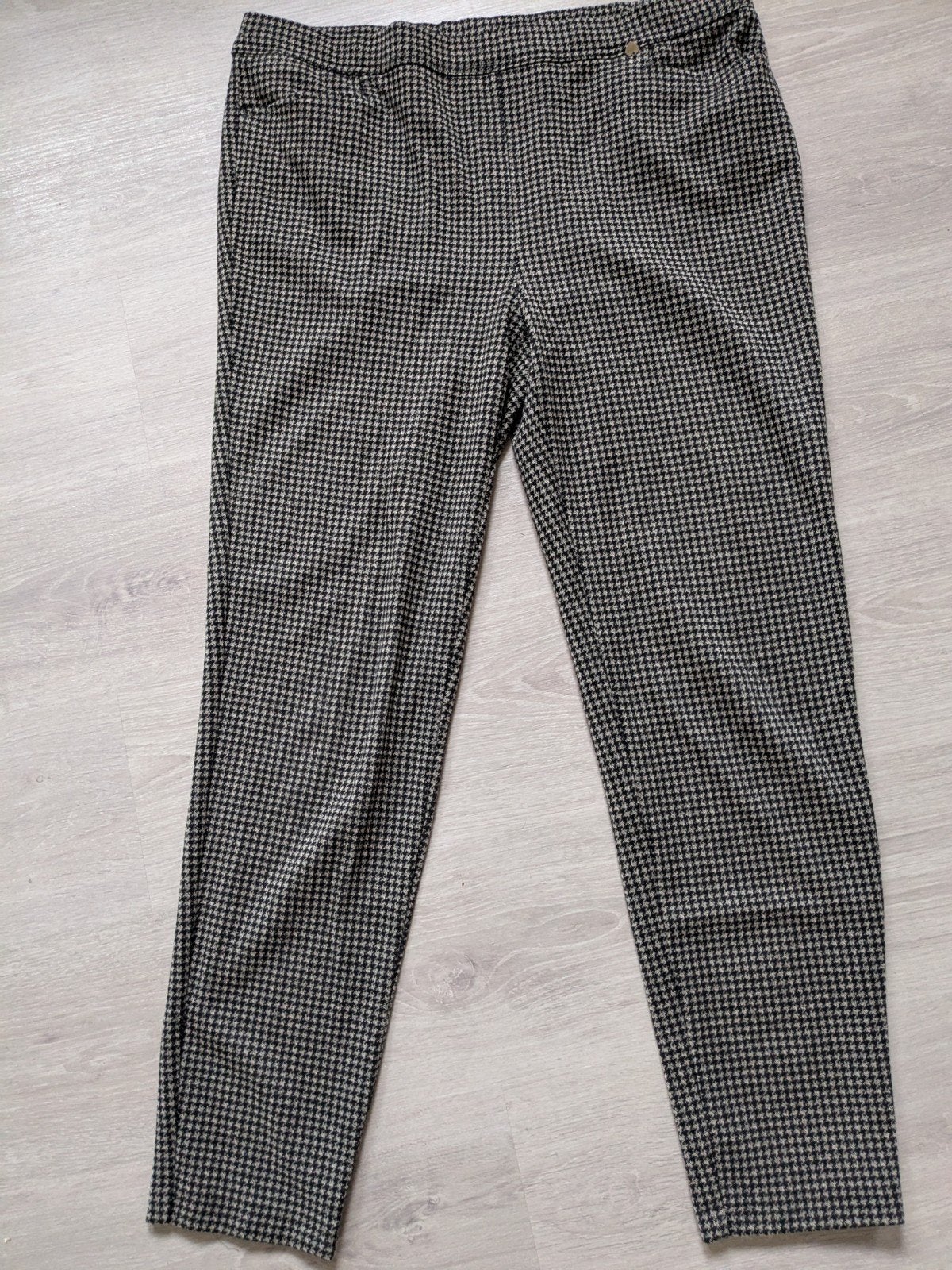 Tony: Stijlvolle Pied-de-Poule Broek, Zwart, Maat 46/48 (XL) of groter, Ophalen of Verzenden, Zo goed als nieuw