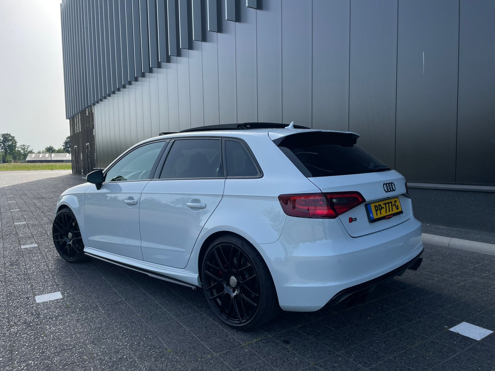 Audi S3 8V 2.0 Tfsi Sportback, Auto's, Audi, Automaat, S3, Zwart, 4 cilinders