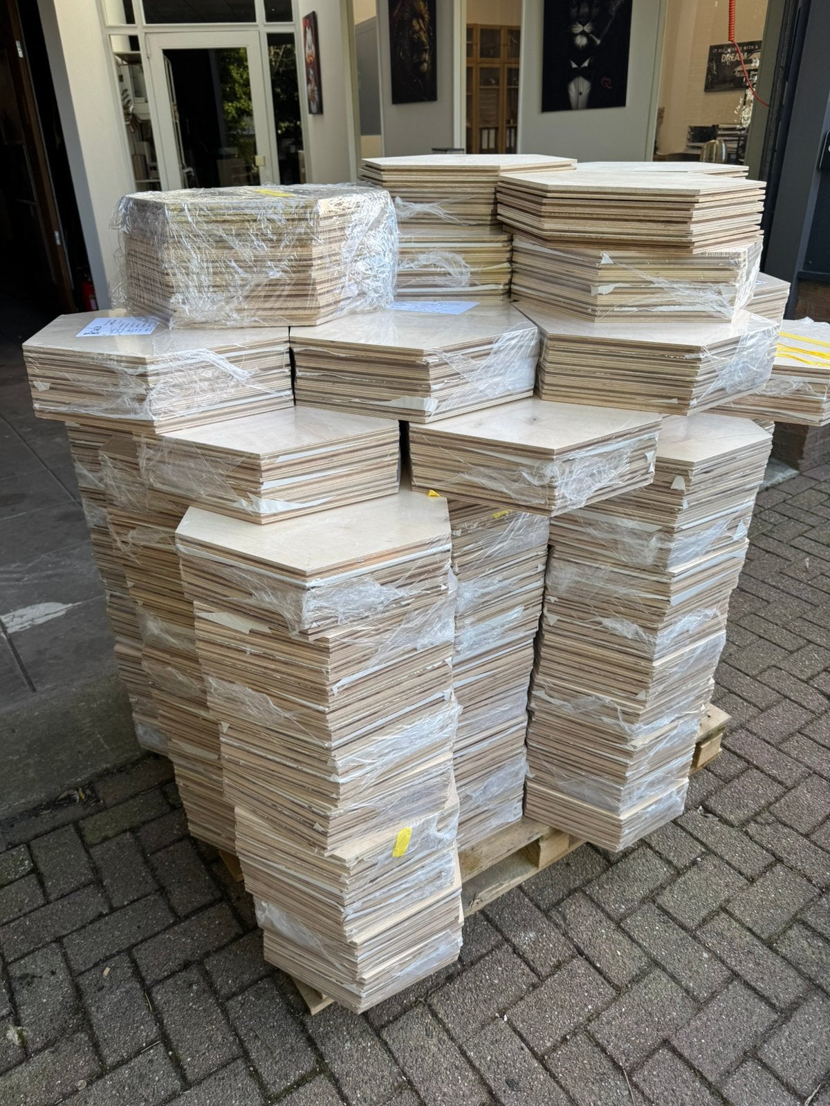Exclusieve Hexagon Eiken Parketvloer – 73 m² Walnoot kleur, Doe-het-zelf en Verbouw, Hout en Planken, Minder dan 25 mm, Eiken
