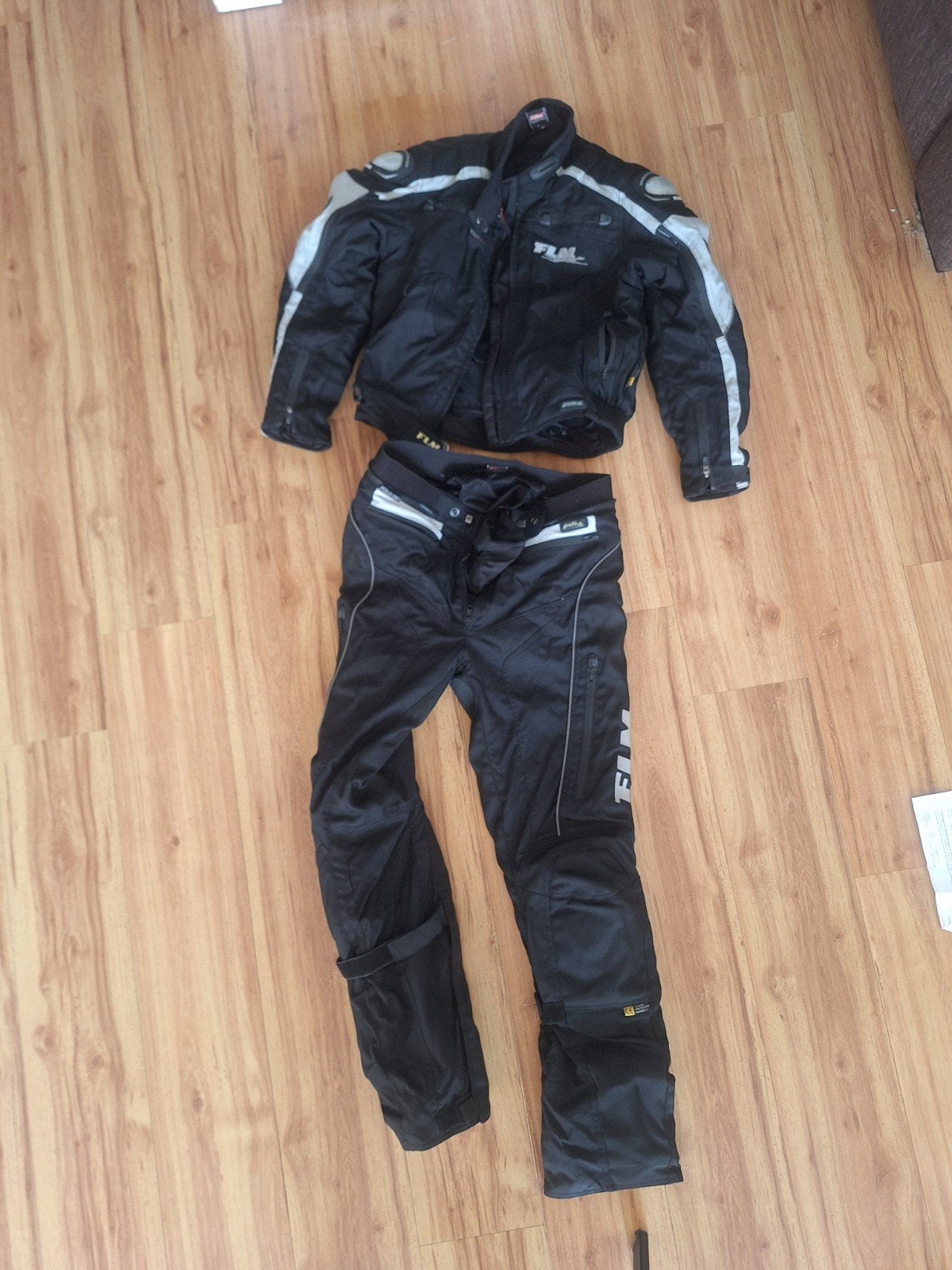 Dames Motorpak: Jas Maat 40, Broek Maat 52 - FLM Textiel, Jas | textiel, Dames, Tweedehands, FLM