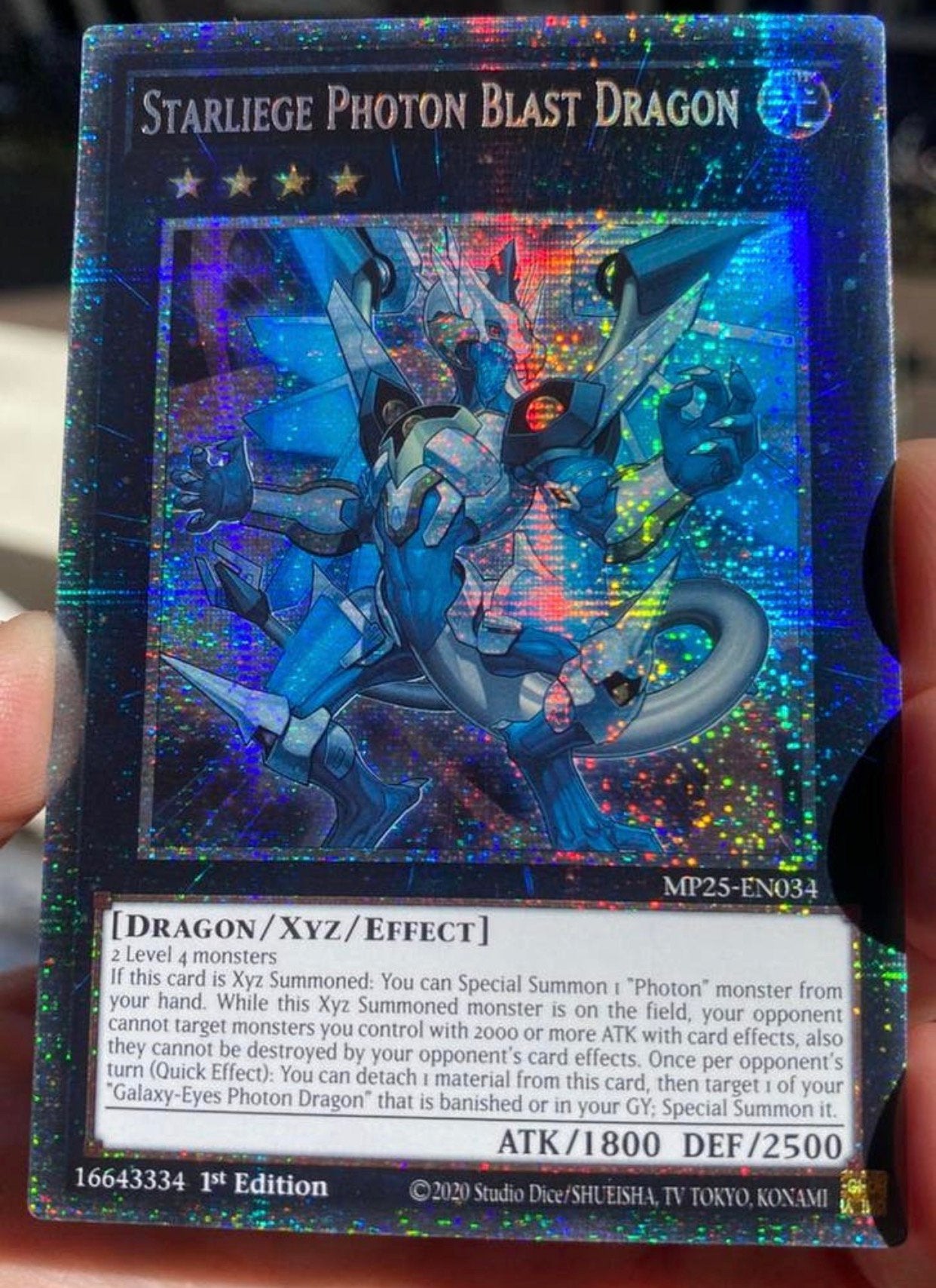 Yu-Gi-Oh! Starliege Photon Blast Dragon MP25 Starlight Rare, Hobby en Vrije tijd, Verzamelkaartspellen | Yu-gi-Oh!, Ophalen of Verzenden