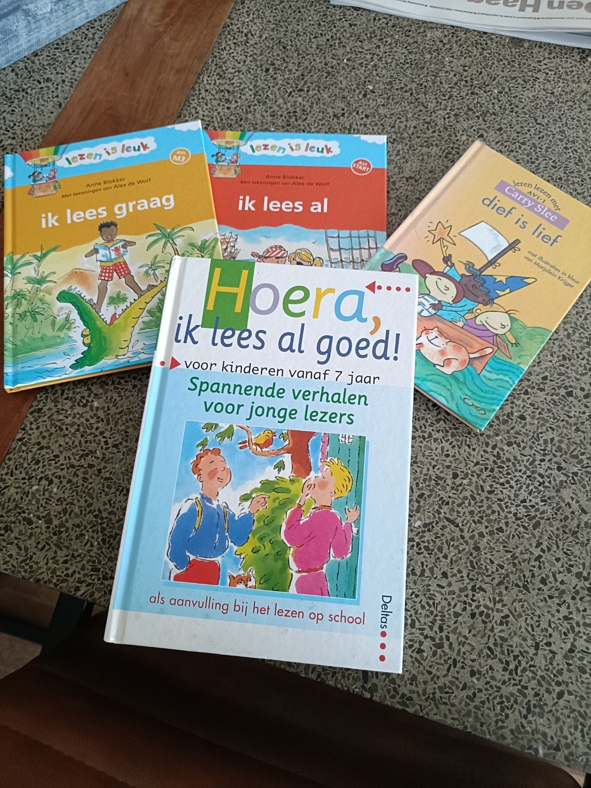 Kinderboeken: Lezen is Leuk, Hoera ik lees al goed!, Ophalen of Verzenden, Gelezen, Anne Blokker, Carry Slee, Fictie algemeen