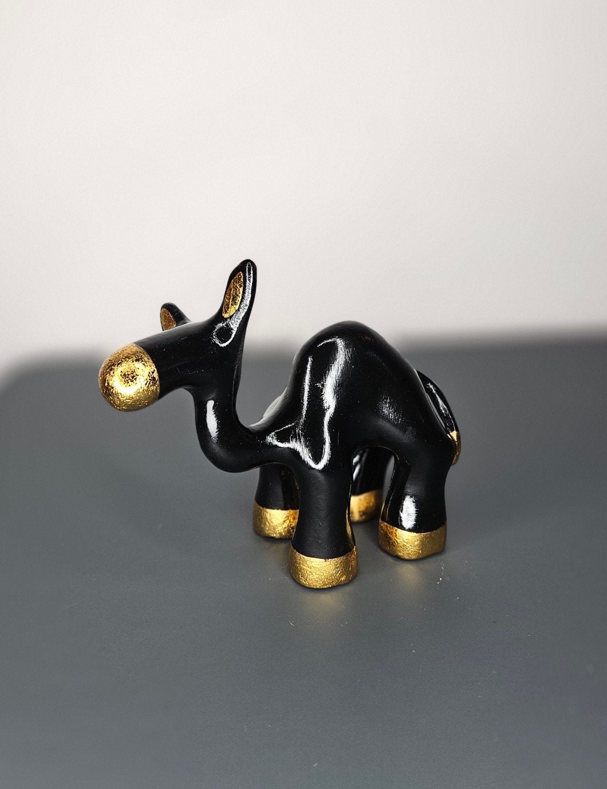 Beeldje 'camel' zwart/goud H.11.5cm, Verzamelen, Ophalen of Verzenden, Nieuw, Dier