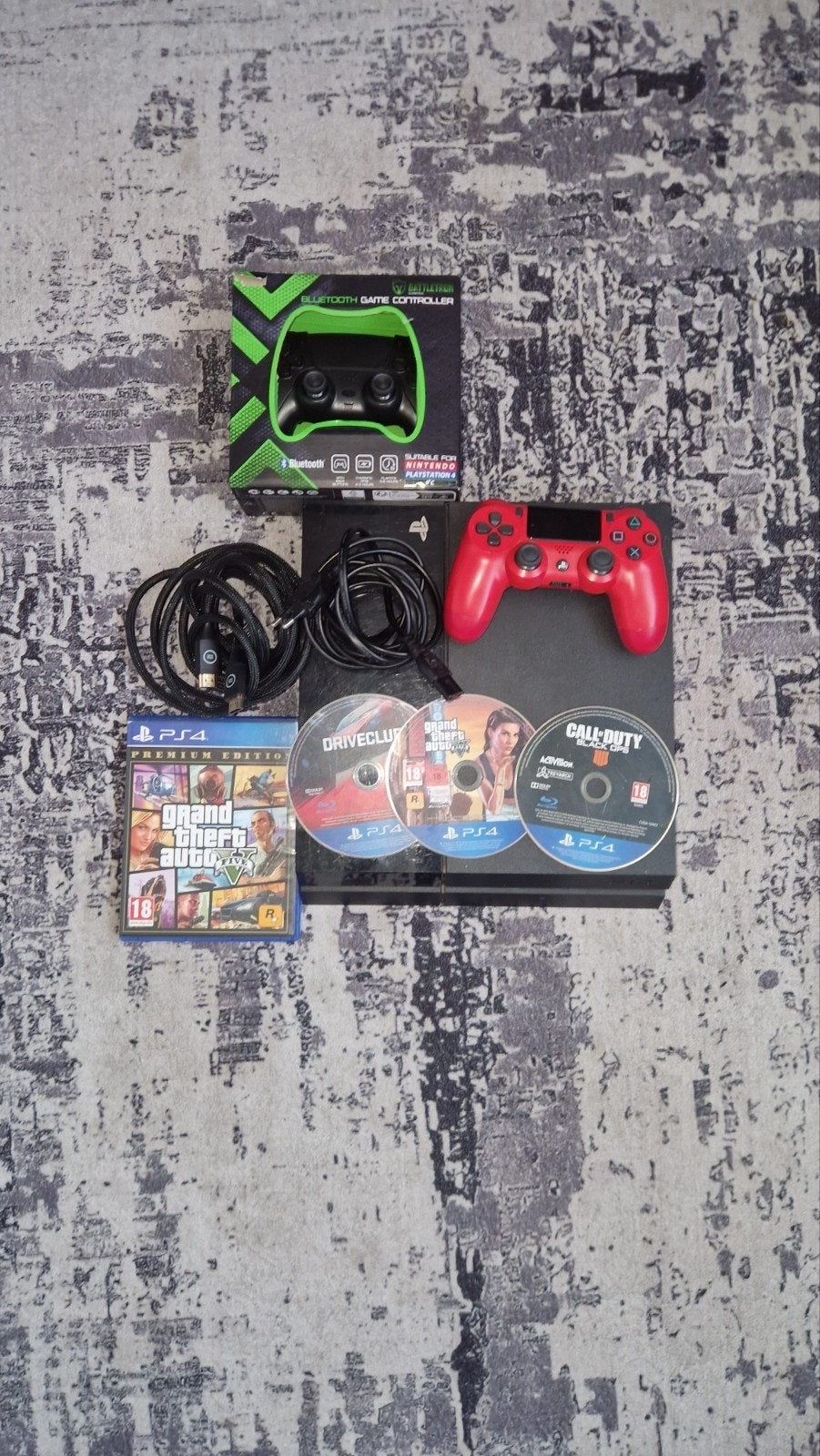PlayStation 4 met 2 controllers en 3 games, Ophalen of Verzenden, Zo goed als nieuw, Met 2 controllers, Met games