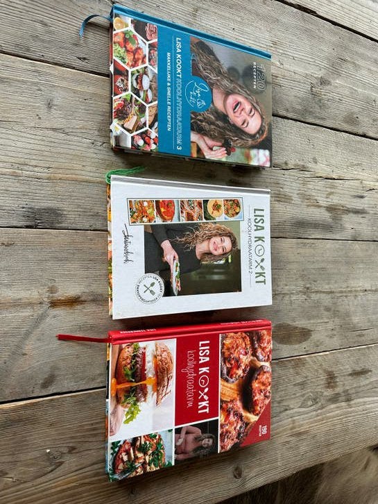Lisa Kookt Koolhydraatarm Kookboeken Set (3 delen), Boeken, Kookboeken, Voorgerechten en Soepen, Ophalen of Verzenden, Zo goed als nieuw