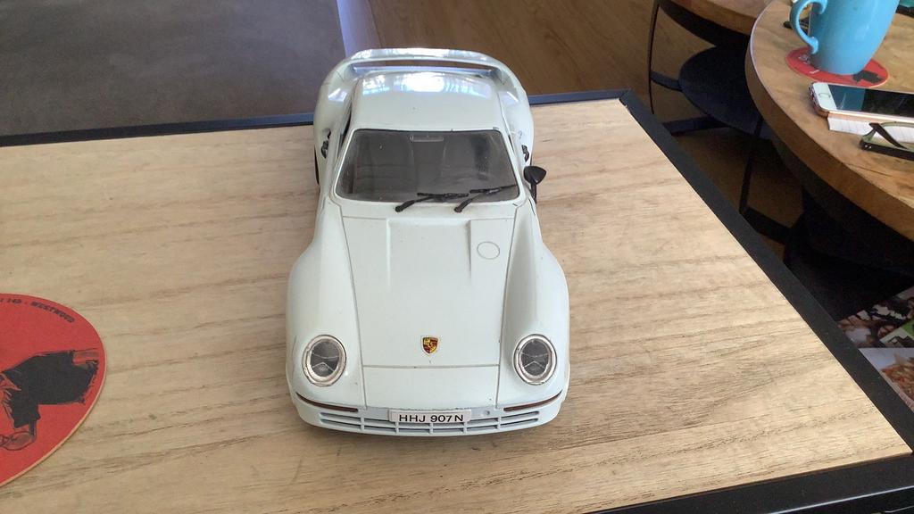 Porsche 959 modelauto, Hobby en Vrije tijd, Modelauto's | 1:18, Ophalen of Verzenden, Gebruikt, Auto, Overige merken