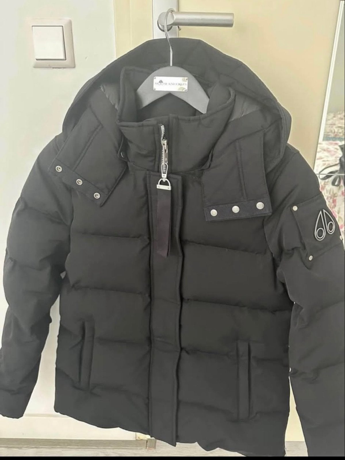 Moose Knuckles Puffer Jas Zwart - Maat M, Ophalen, Zo goed als nieuw, Maat 48/50 (M), Zwart