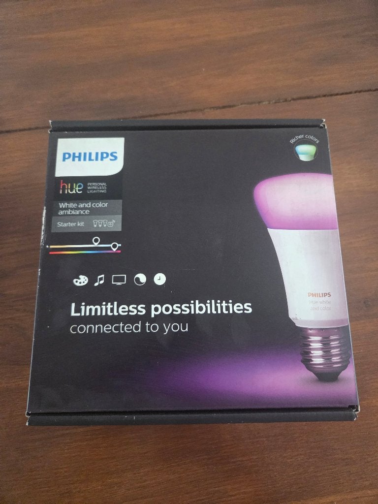 Philips Hue White and Color Ambiance starter kit nieuwstaat, Huis en Inrichting, Lampen | Losse lampen, Led-lamp, Minder dan 30 watt