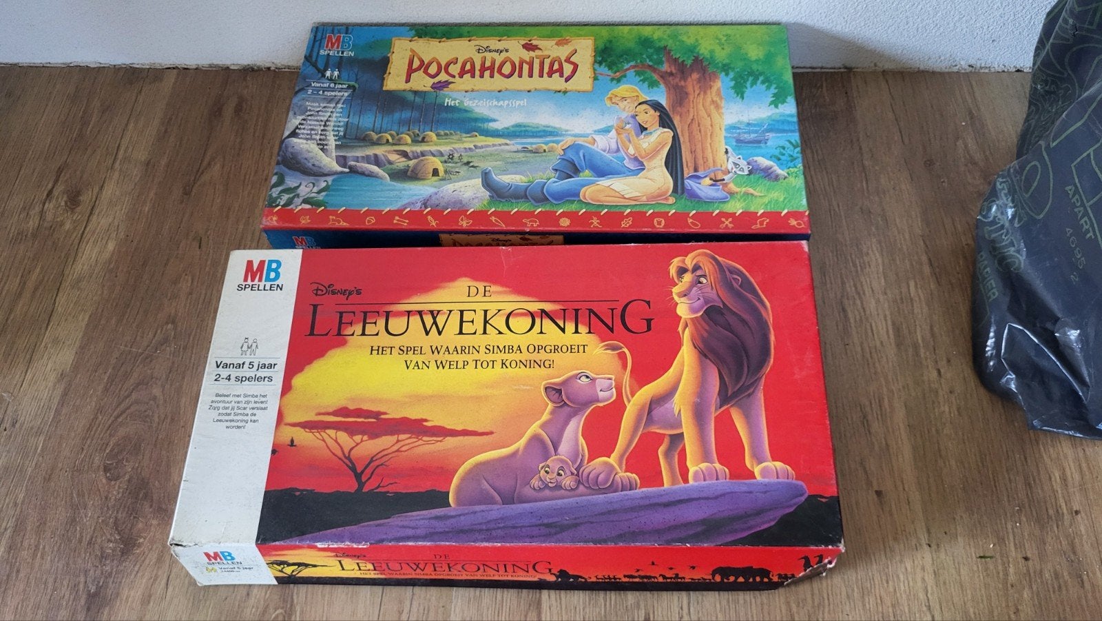 MB spellen Pocahontas en de Leeuwenkoning, Drie of vier spelers, Ophalen of Verzenden, Gebruikt, MB Spellen