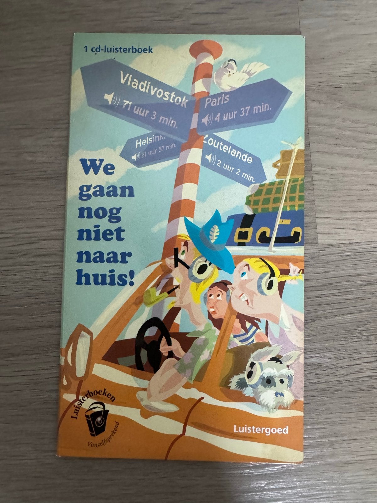 Luisterboek CD: We gaan nog niet naar huis! (Vakantieverhale, Ophalen of Verzenden, Cd, Volwassene
