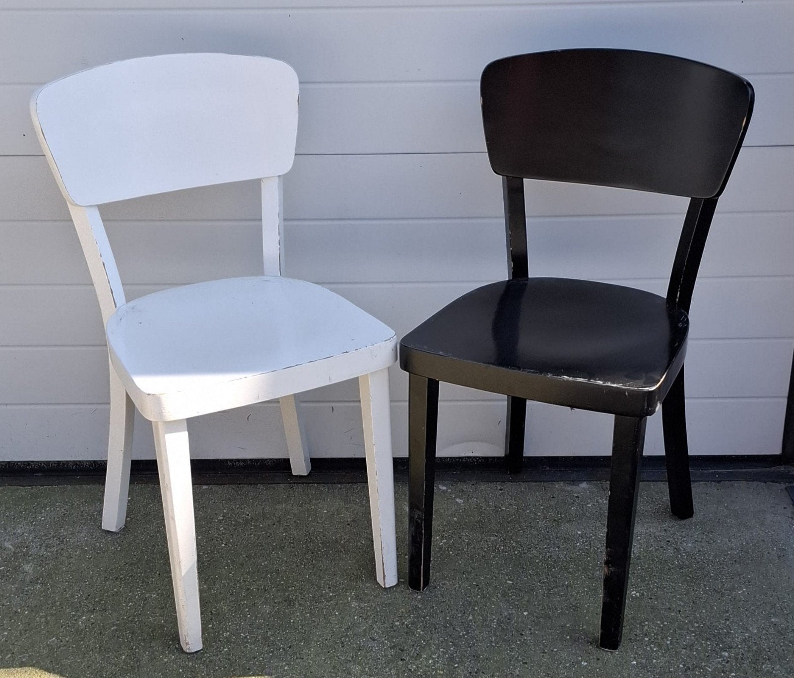 50 x cafestoelen zwart wit hout cafe bistro stoelen horeca, Huis en Inrichting, Stoelen, Zwart, Ophalen of Verzenden, Zo goed als nieuw